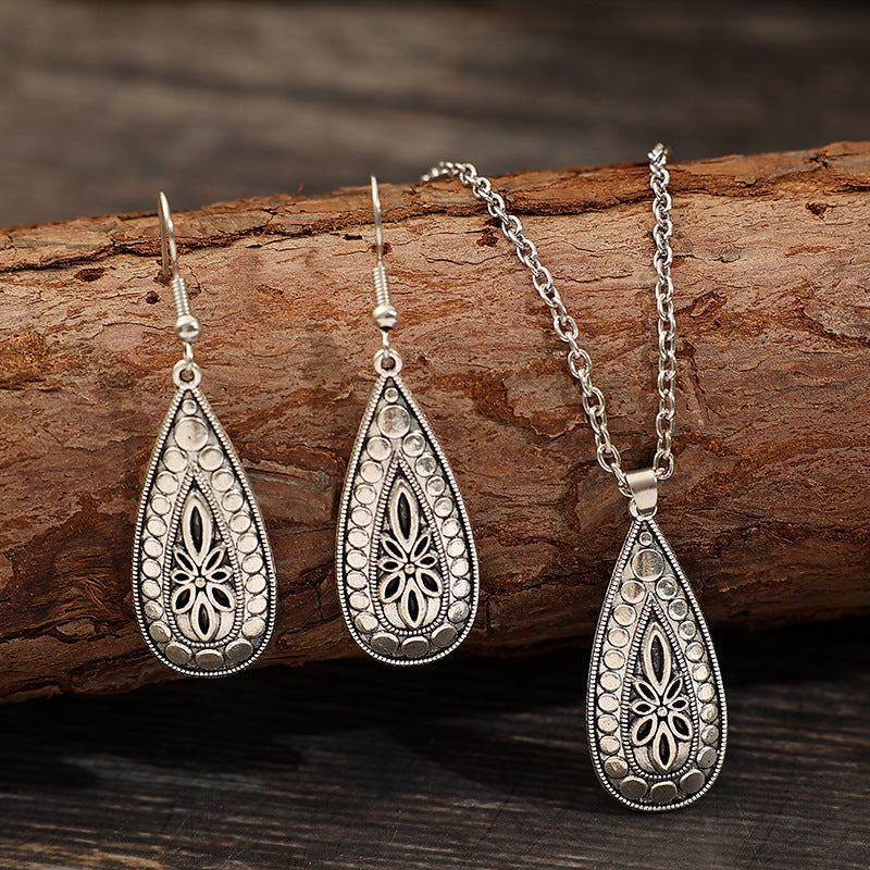Beautiful Necklace with Unique Style