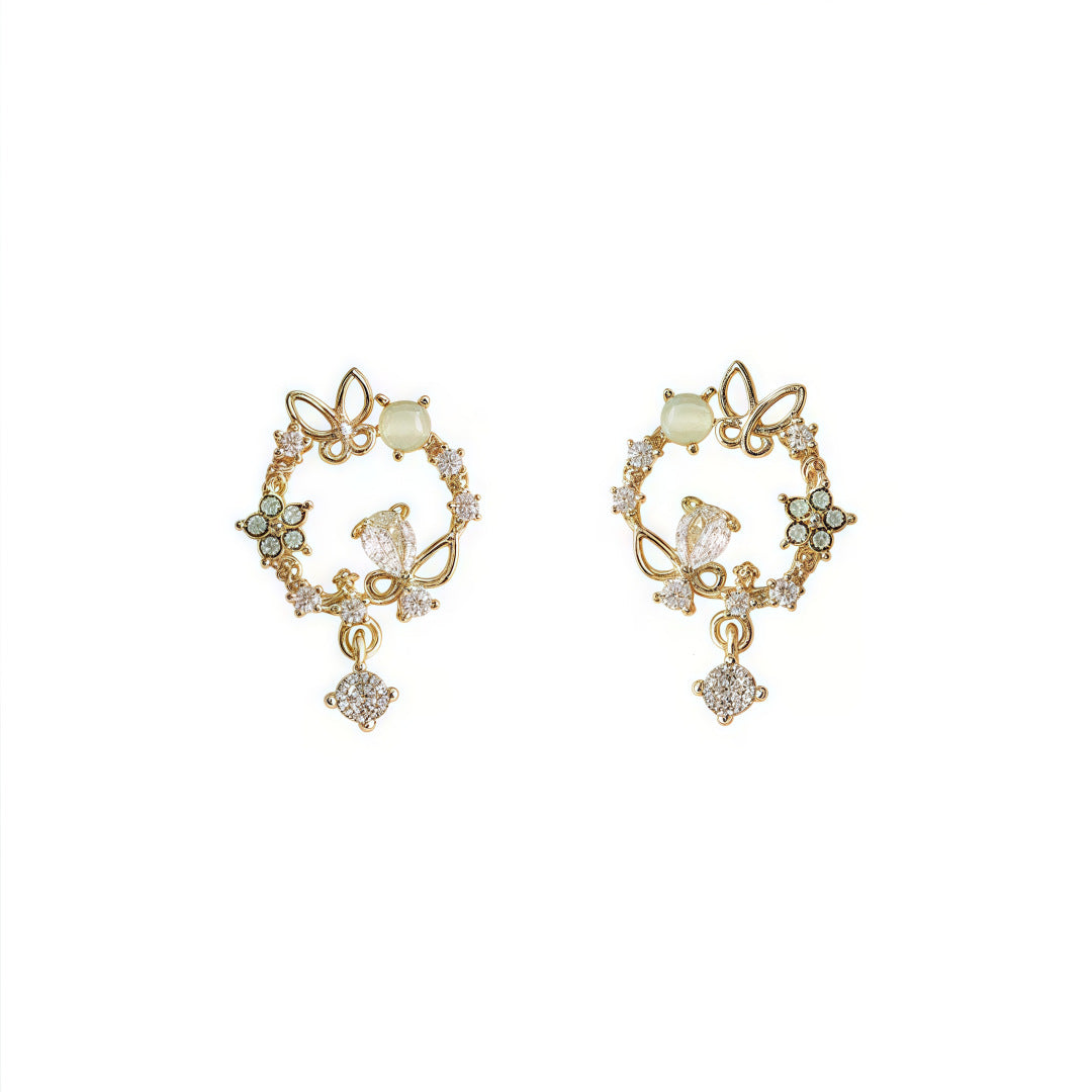 Charming Earring for Any Occasion
