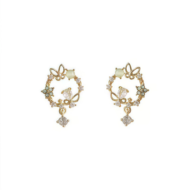 Charming Earring for Any Occasion