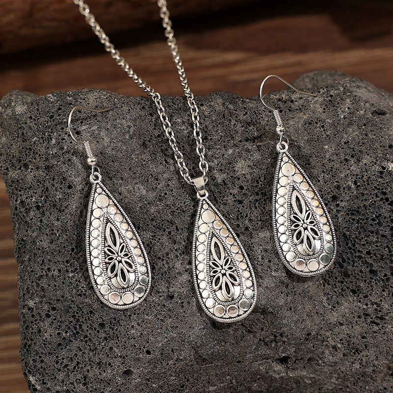 Beautiful Necklace with Unique Style