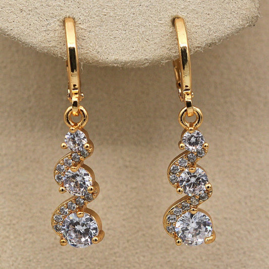 Vintage Handmade Gold Earring
