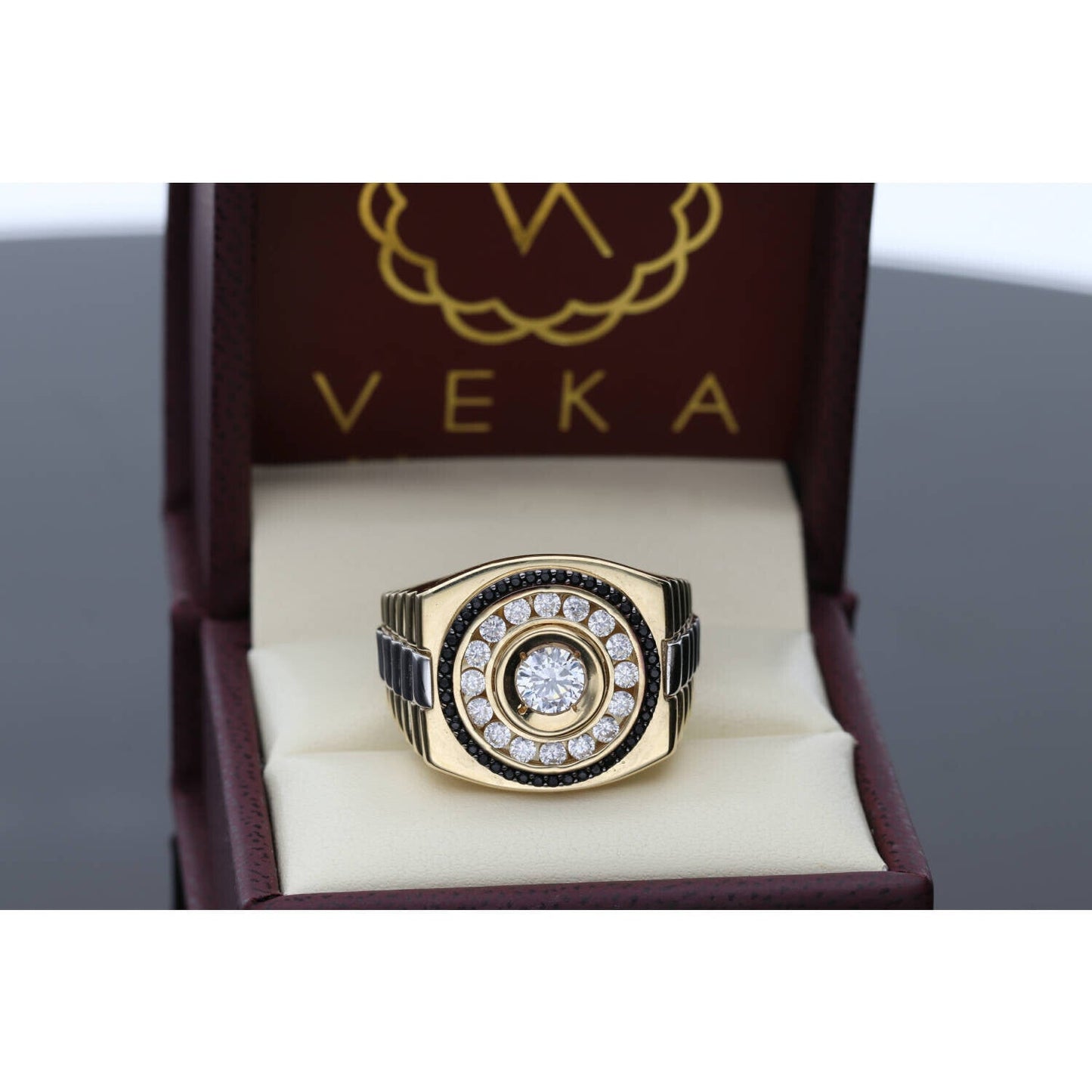 Stunning Ring for Daily Wear