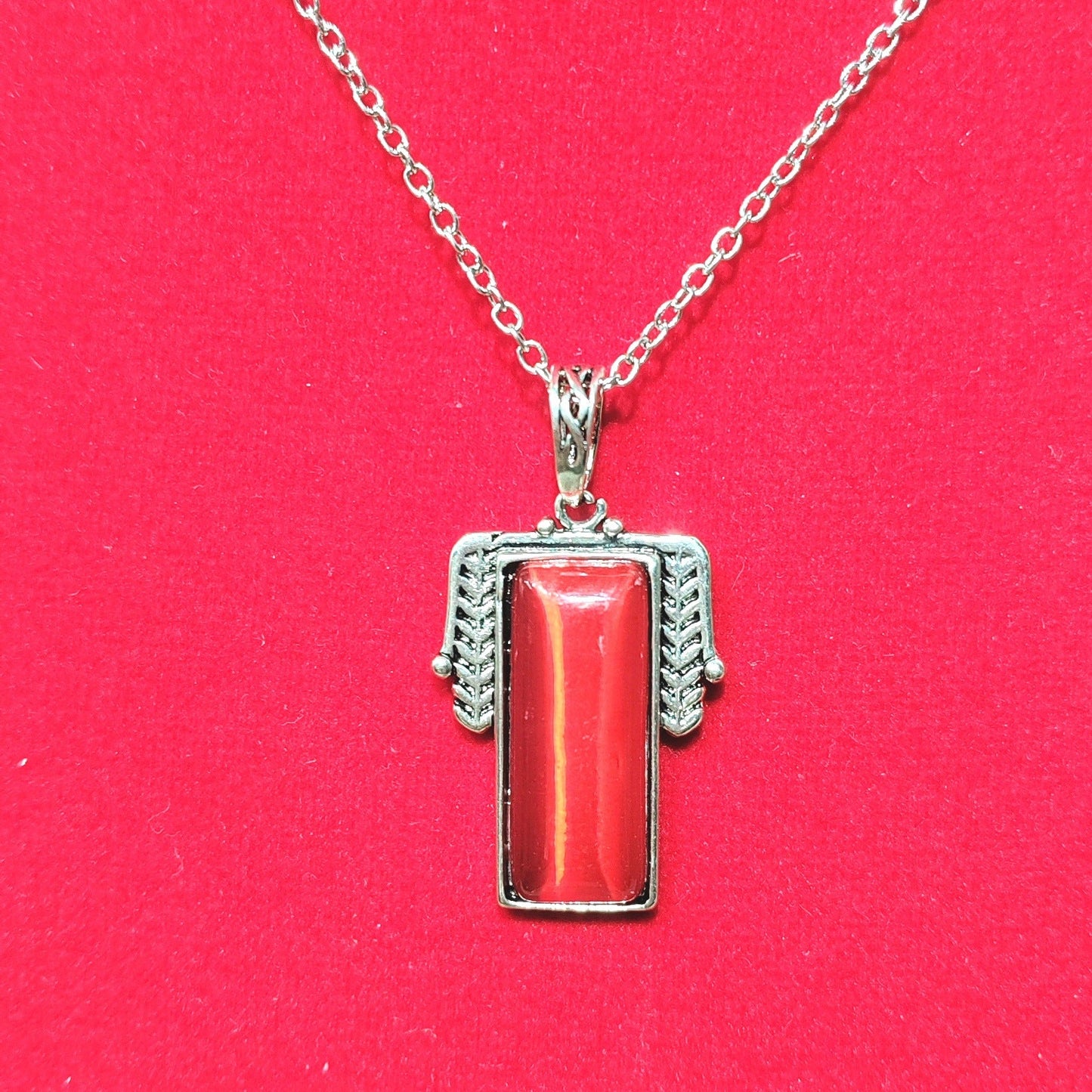 Stunning Necklace for Daily Wear