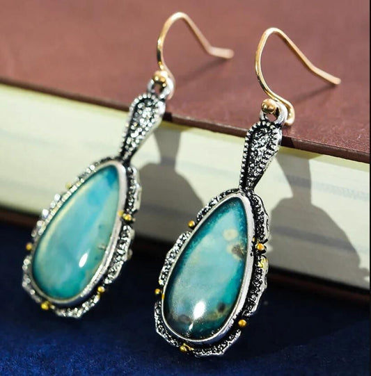 Elegant Silver Earring for Every Occasion
