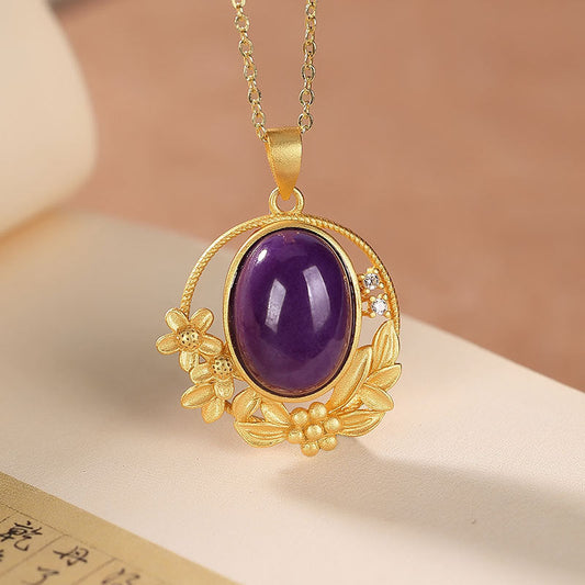 Elegant Gold Pendant for Every Occasion