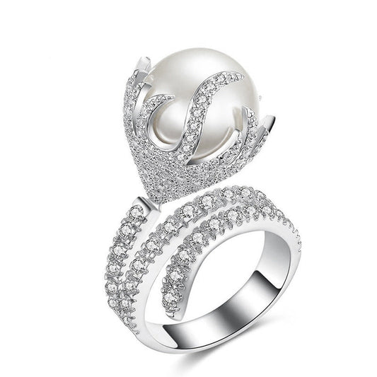 Classic Pearl Ring with Timeless Appeal
