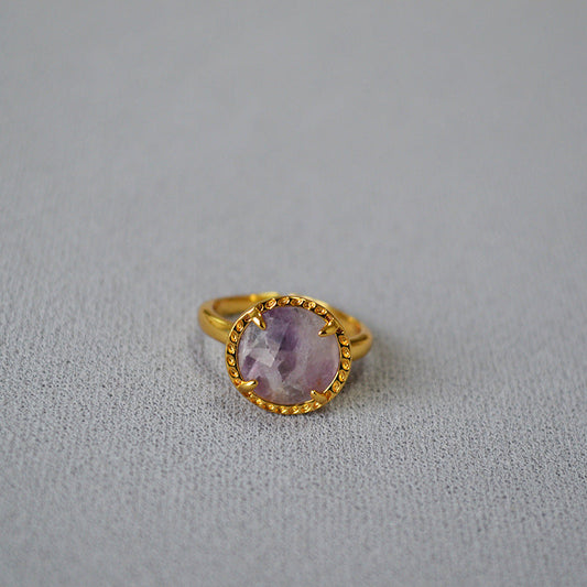 Romantic Gold Ring for Special Moments