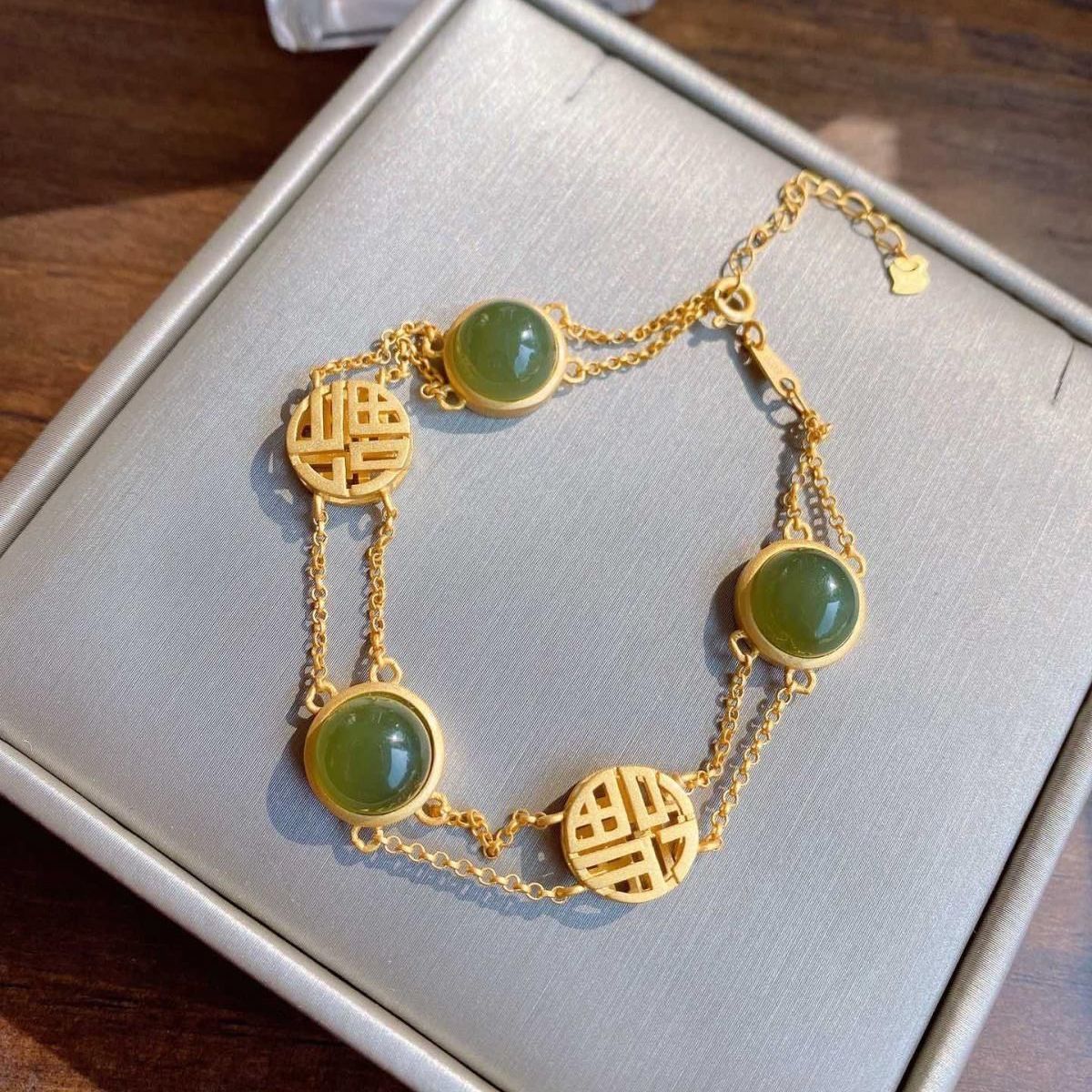 Elegant Gold Bracelet for Every Occasion