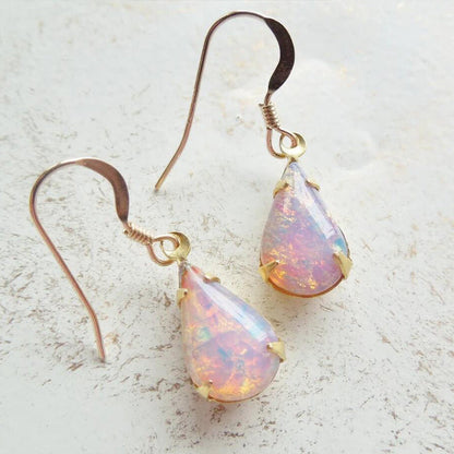 Stunning Gold Earring for Daily Wear