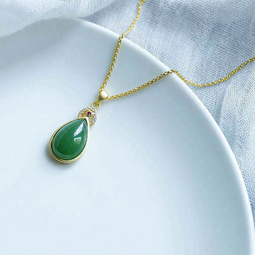 Charming Necklace for Any Occasion