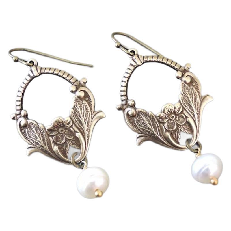 Elegant Pearl Earring for Every Occasion