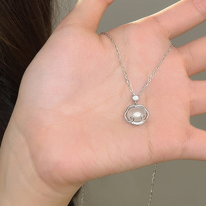 Classic Necklace with Timeless Appeal