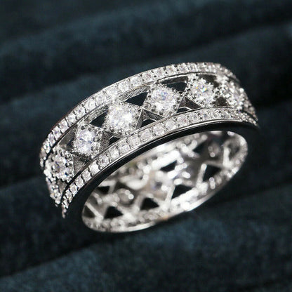 Classic Ring with Timeless Appeal