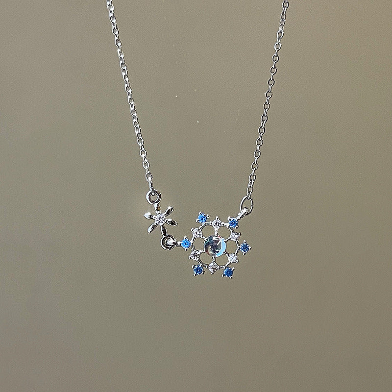 Beautiful Necklace with Unique Style