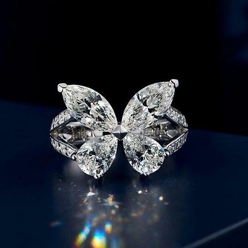 Beautiful Set with Unique Style