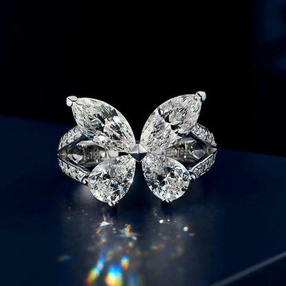 Beautiful Set with Unique Style