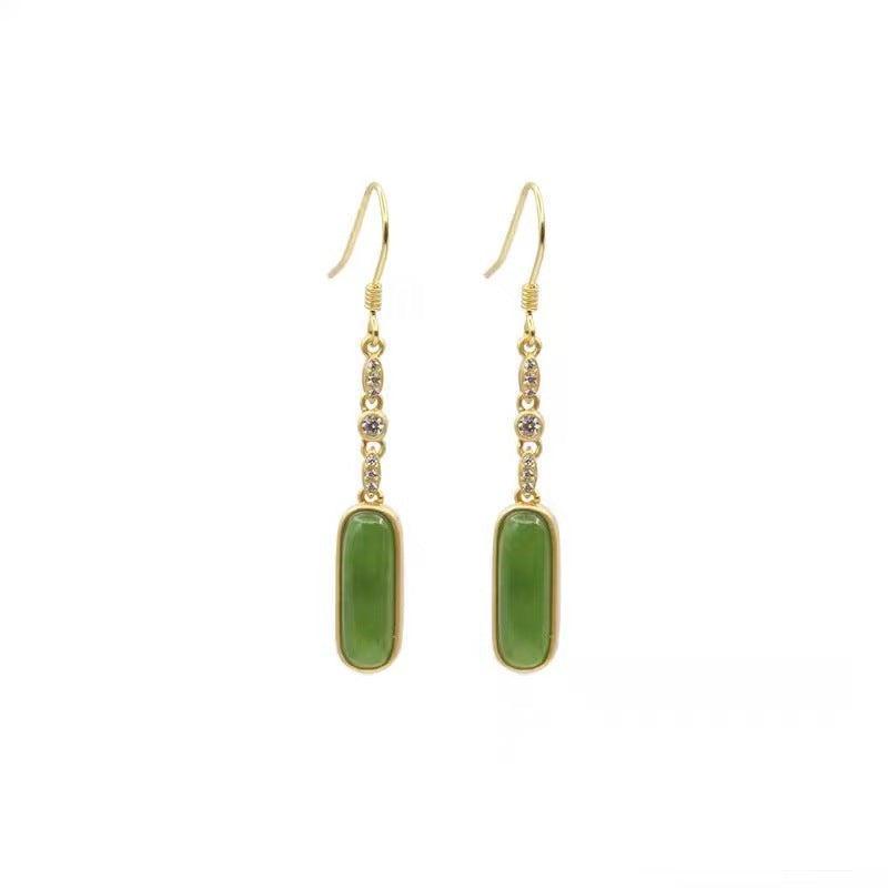 Elegant Silver Earring for Every Occasion