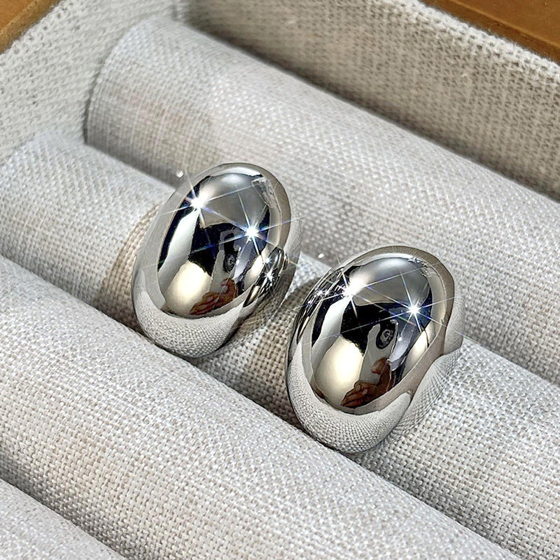 Classic Earring with Timeless Appeal