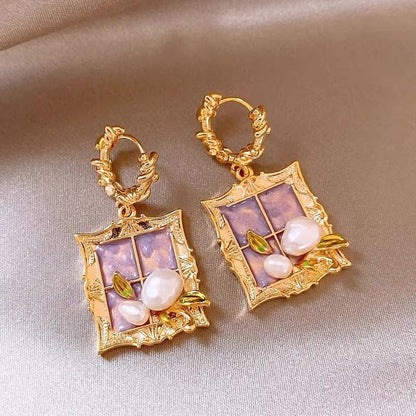 Classic Pearl Earring with Timeless Appeal