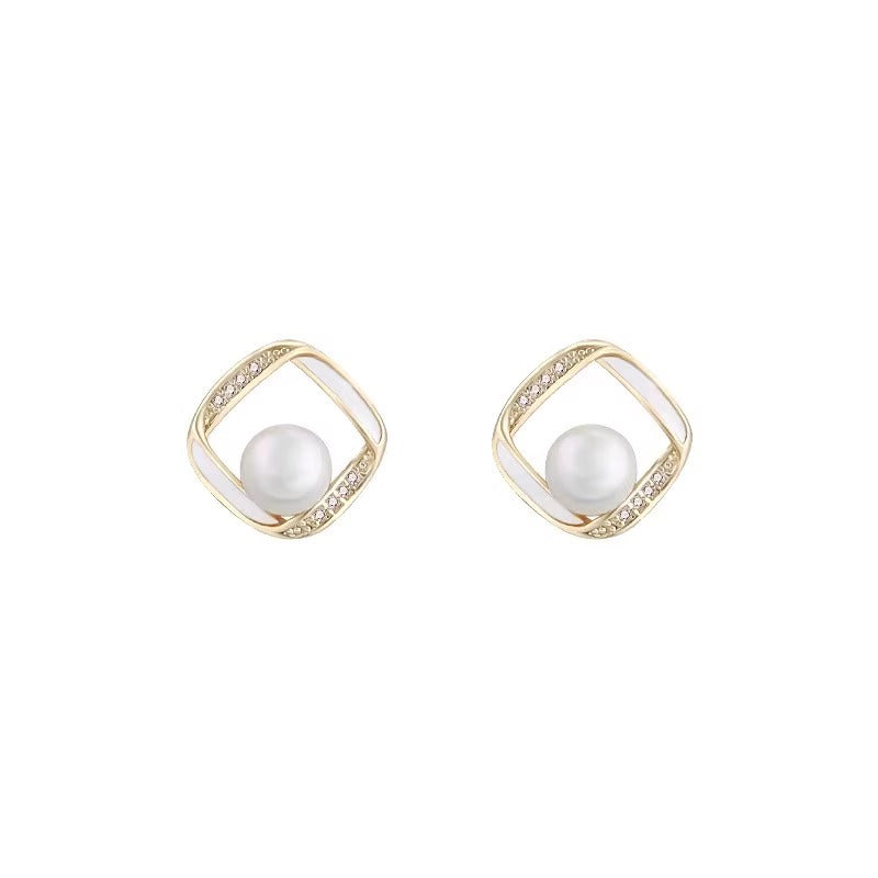 Vintage Handmade Pearl Earring