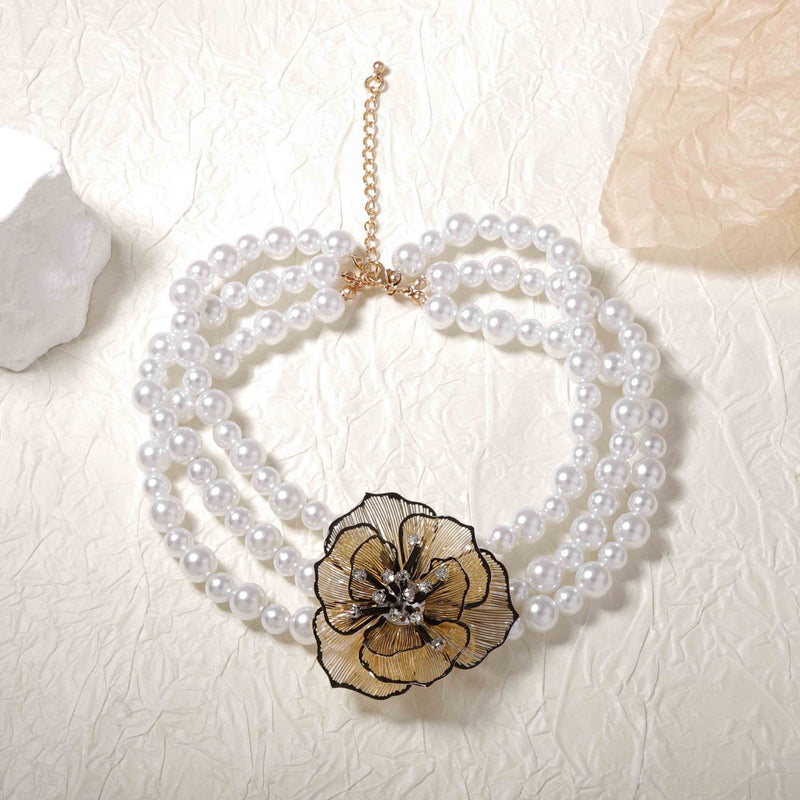 Stunning Pearl Necklace for Daily Wear