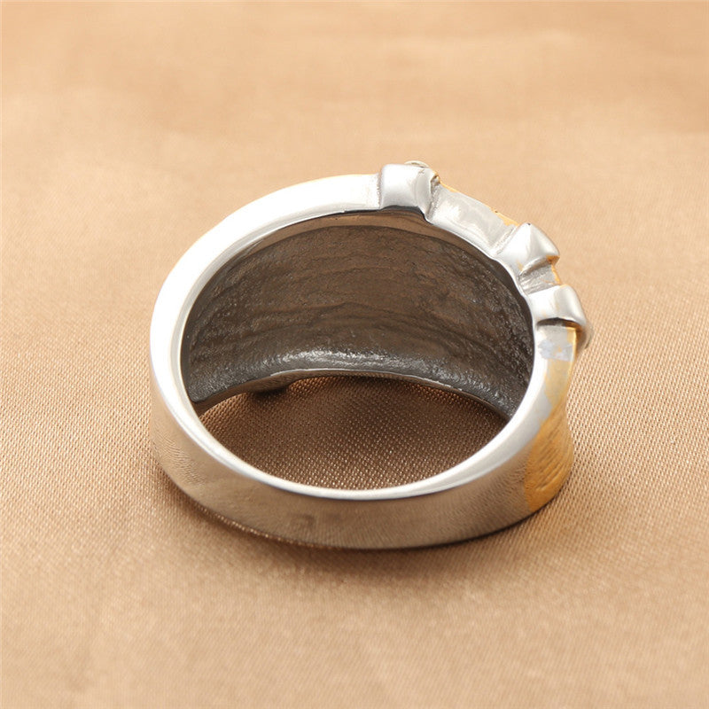 Romantic Gold Ring for Special Moments