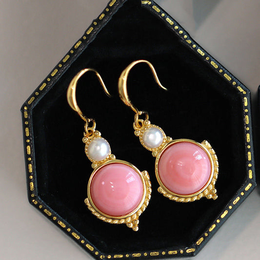 Charming Silver Earring for Any Occasion