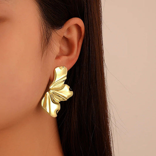 Classic Earring with Timeless Appeal