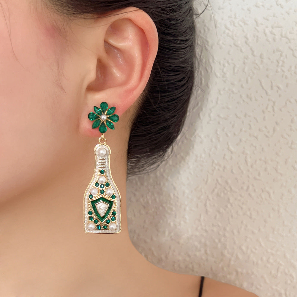 Classic Pearl Earring with Timeless Appeal