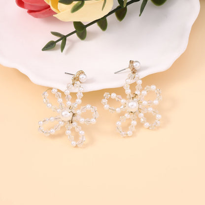 Charming Pearl Earring for Any Occasion