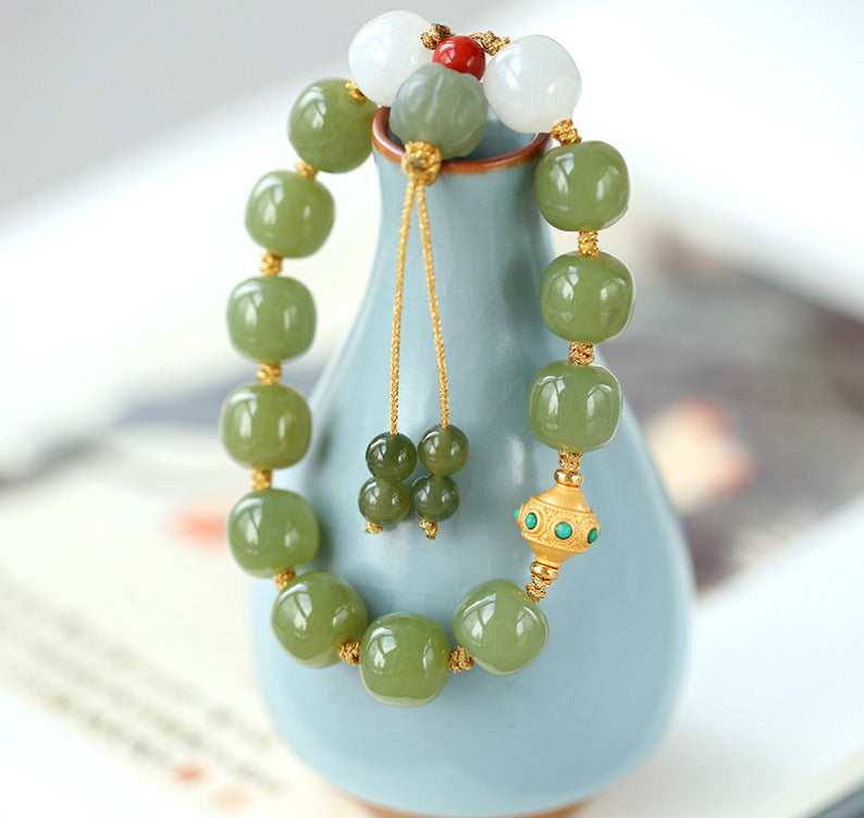 Charming Bracelet for Any Occasion