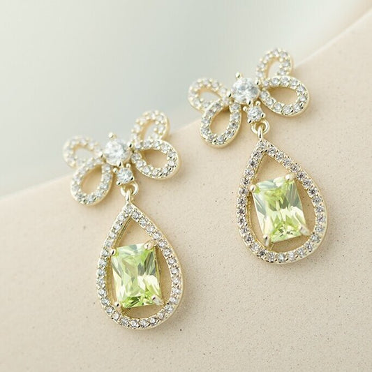 Delicate Artisan Gold Earring
