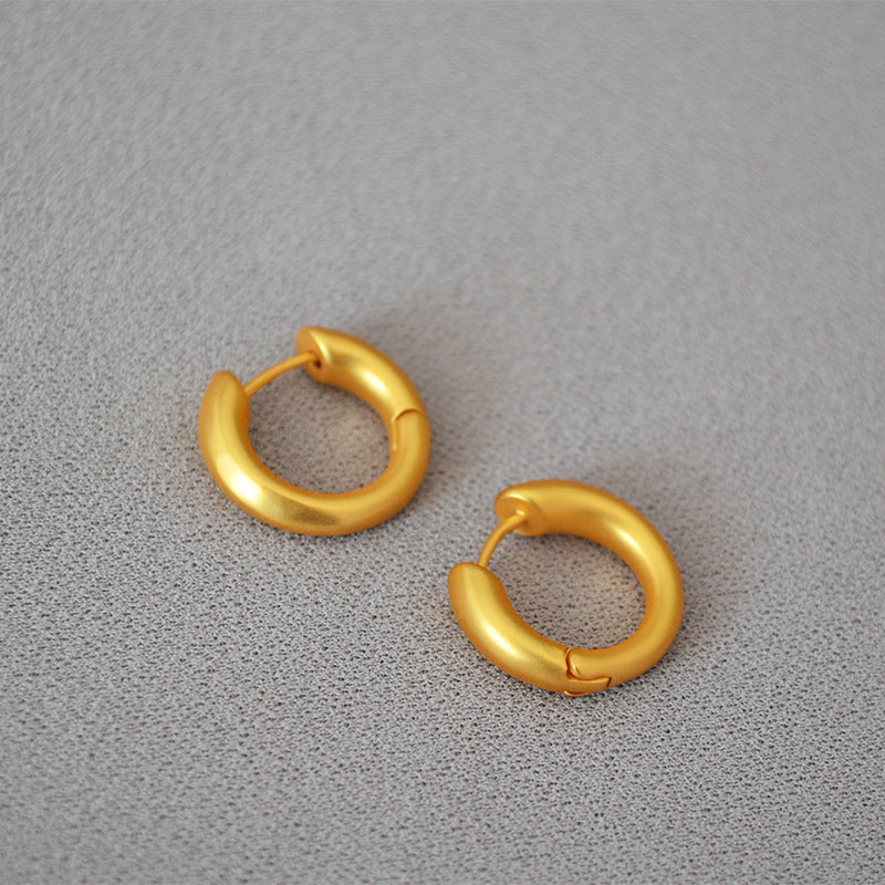 Stunning Gold Earring for Daily Wear