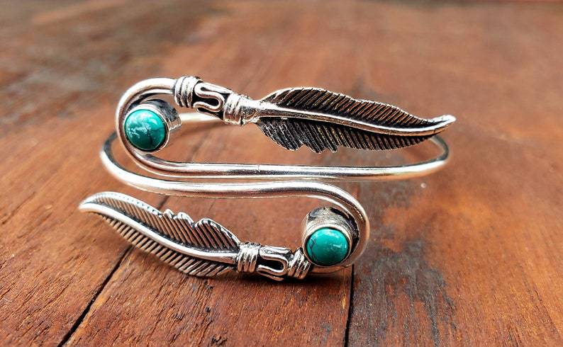 Beautiful Bracelet with Unique Style