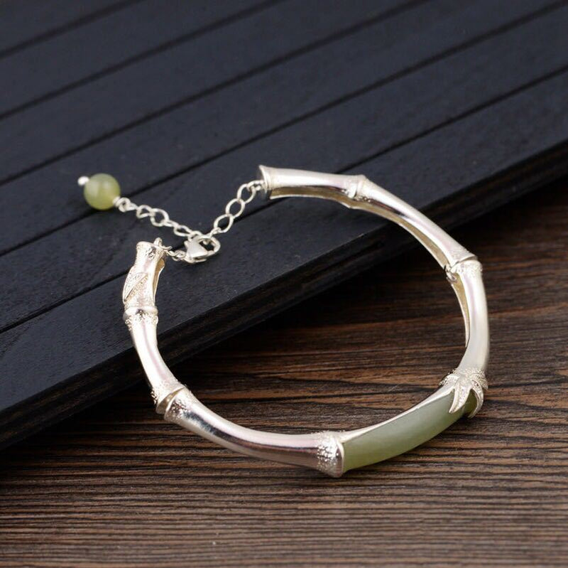 Beautiful Silver Bracelet with Unique Style