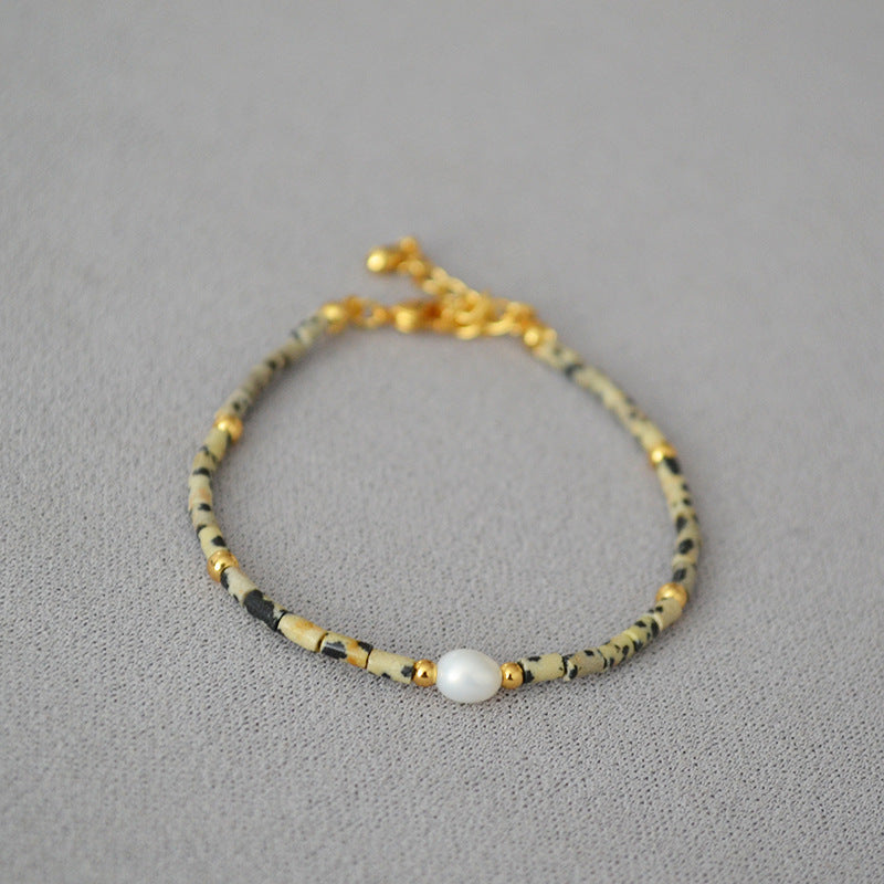 Romantic Pearl Necklace for Special Moments