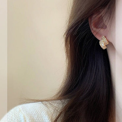 Beautiful Earring with Unique Style
