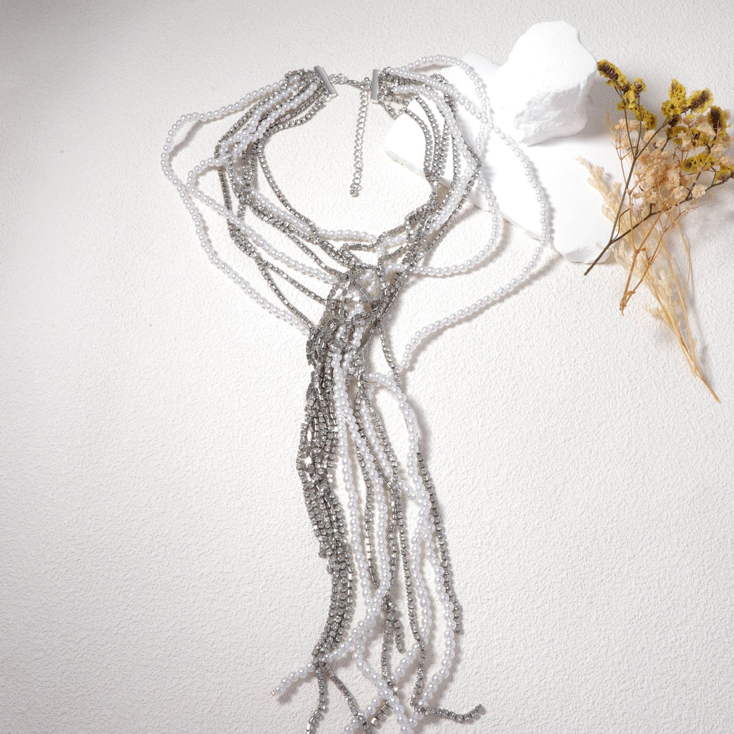 Stunning Pearl Necklace for Daily Wear