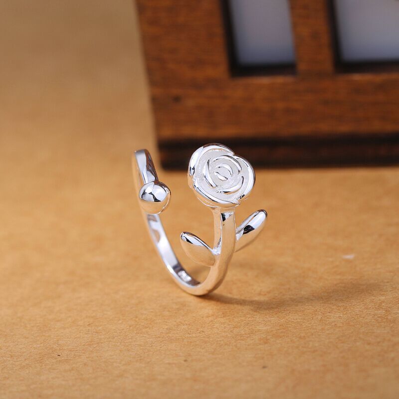 Stunning Silver Ring for Daily Wear