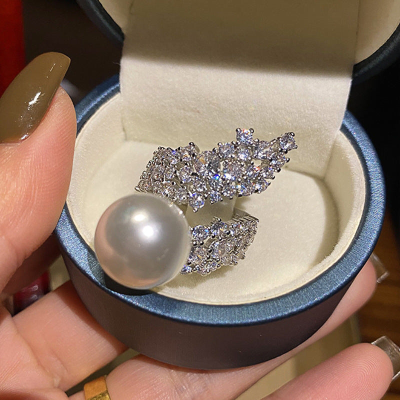 Charming Pearl Ring for Any Occasion