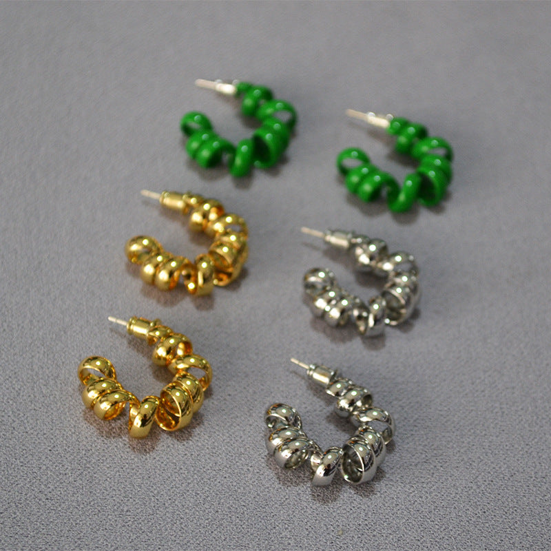 Beautiful Gold Earring with Unique Style