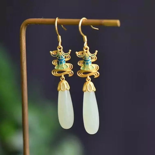 Classic Silver Earring with Timeless Appeal