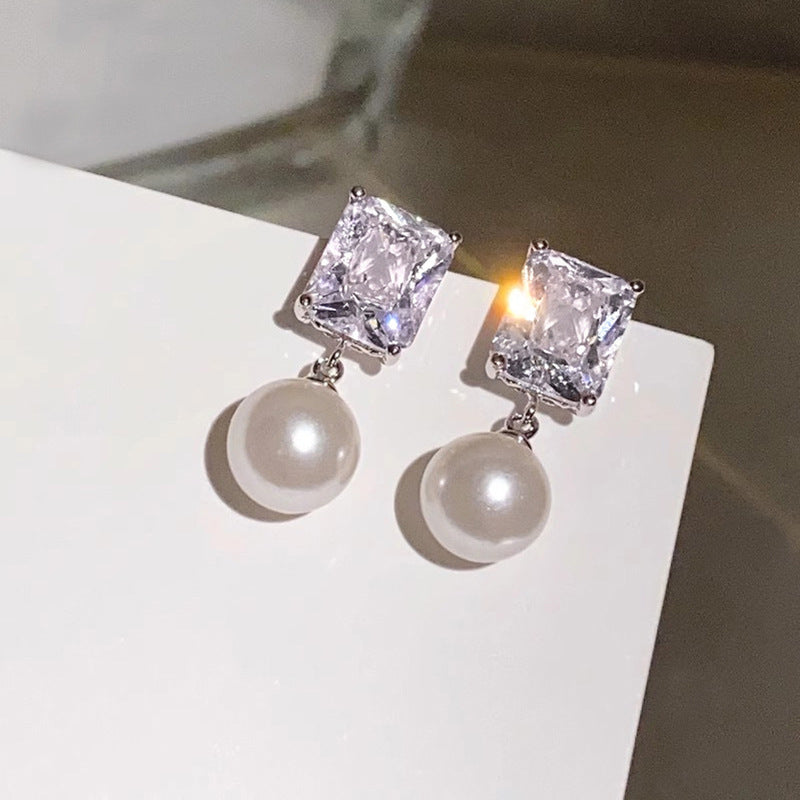 Delicate Artisan Pearl Earring