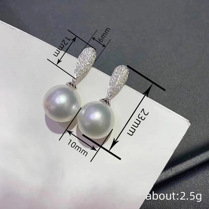 Delicate Artisan Pearl Earring
