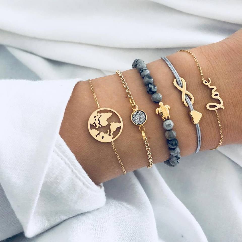 Romantic Bracelet for Special Moments