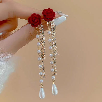 Classic Pearl Earring with Timeless Appeal