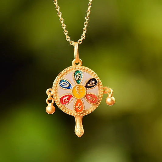 Charming Silver Necklace for Any Occasion