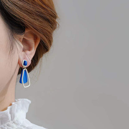 Beautiful Earring with Unique Style