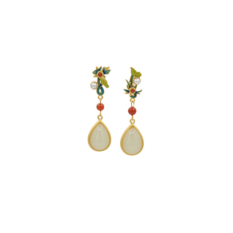 Beautiful Gold Earring with Unique Style