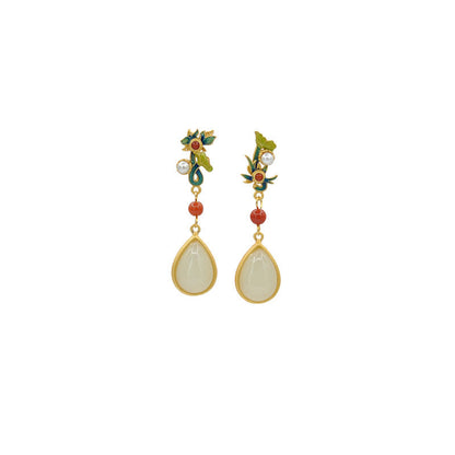 Beautiful Gold Earring with Unique Style